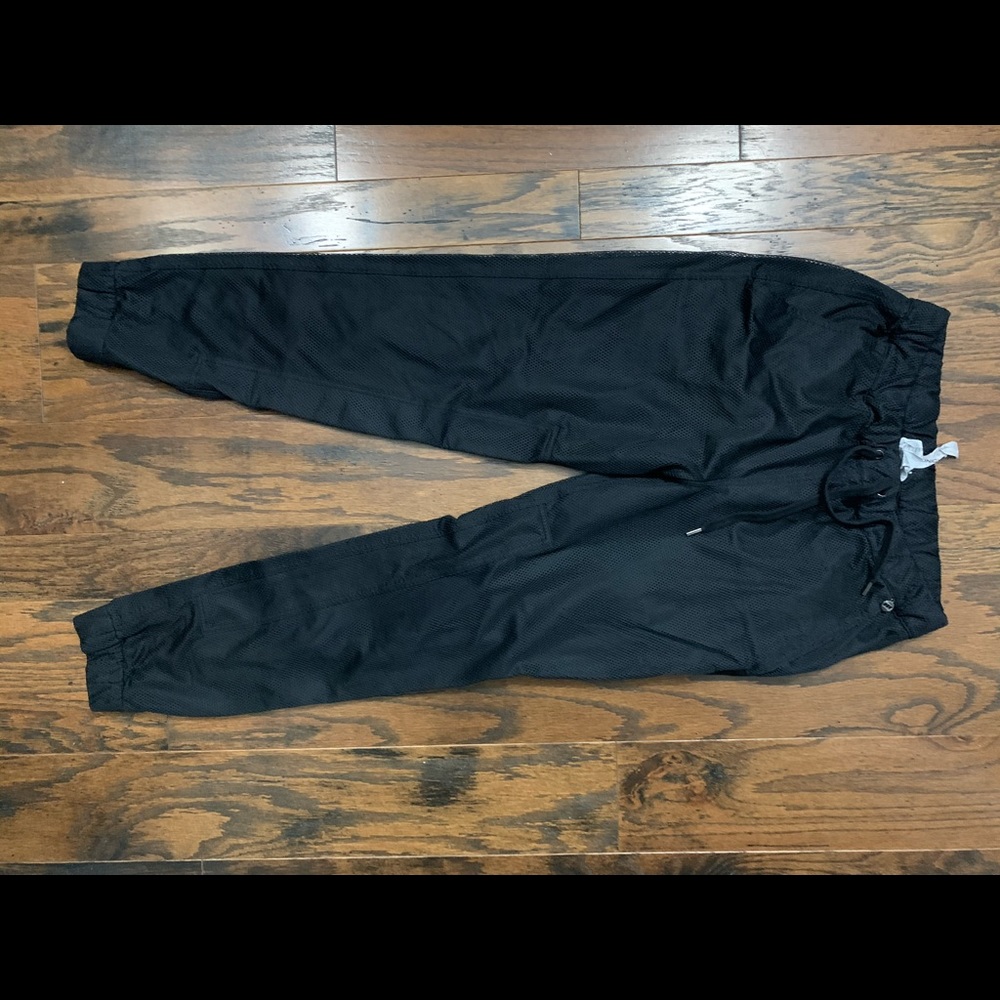 Uniquely Lorna Jane active pants